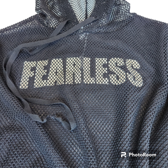 Codigo Black Mesh PullOver Crop Graphic Hoodie  Style# T-4584  Size L - Picture 10 of 11